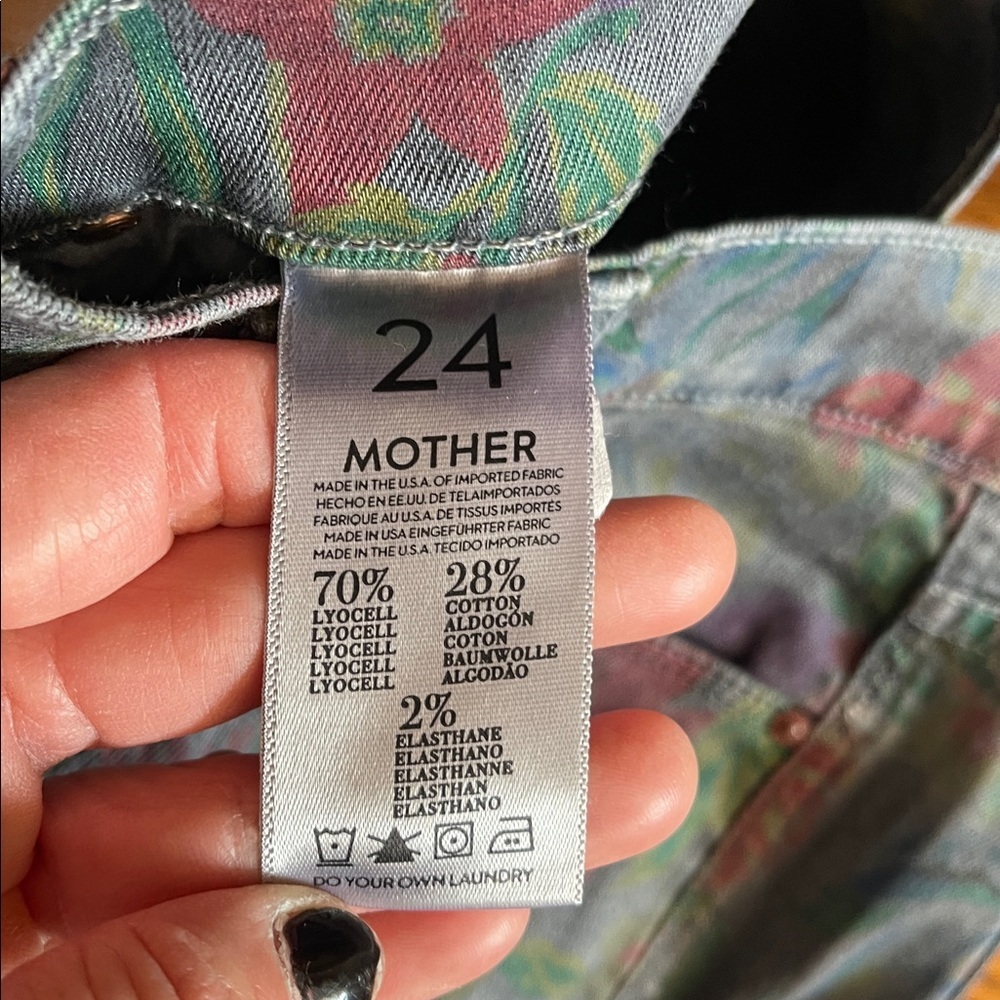 MOTHER Jeans THE VAMP Ghosts & Roses jeans size 24 - Picture 6 of 6